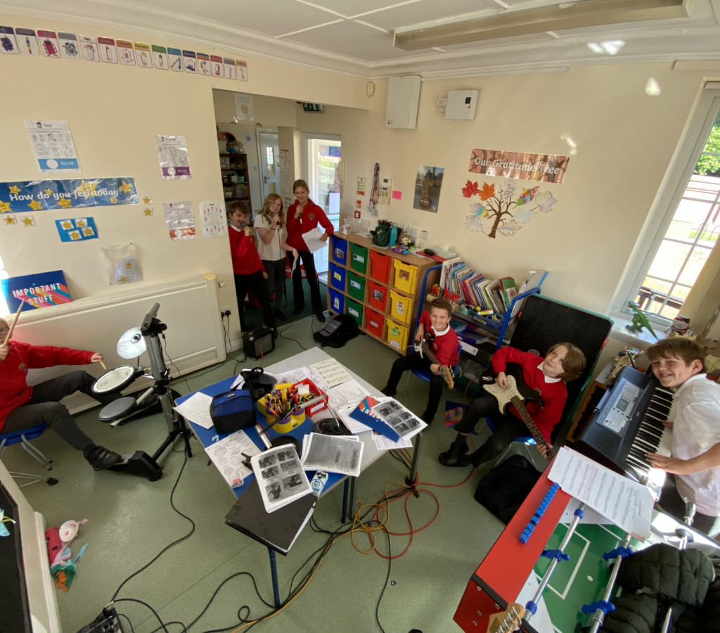 705AB192-98B6-4BBE-8B81-0F08E2CA2562